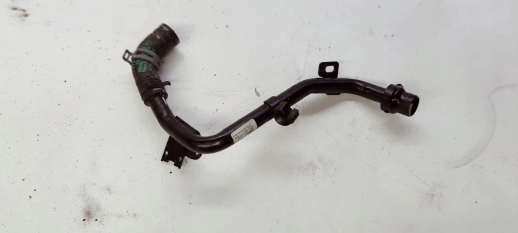 WĄŻ RURA RURKA WODY AUDI A4 A5 2.0 TDI 04L122157BT