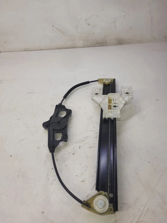 MECHANIZM SZYBY PODNOŚNIK LEWY TYŁ A4 B9 8W0839461 ORYGINAŁ !!!