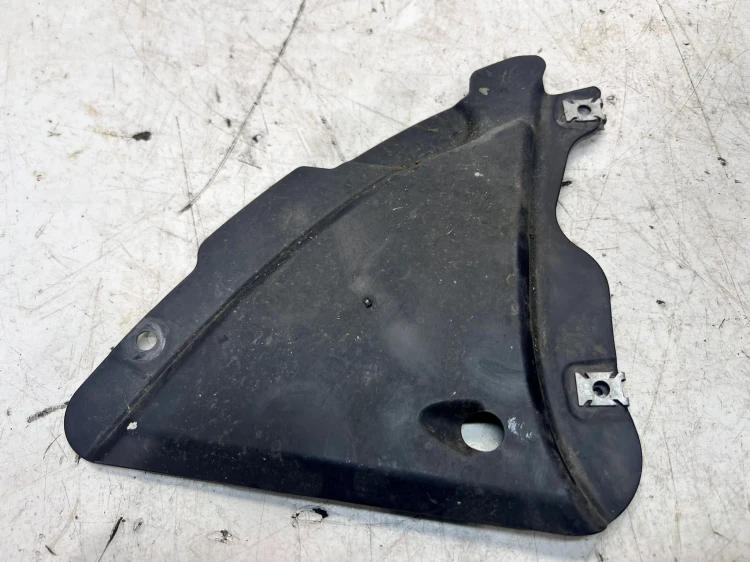 OSŁONA PODWOZIA NOSEK NADKOLA PRAWY TYŁ AUDI A3 8Y SPORTBACK 8Y4825218