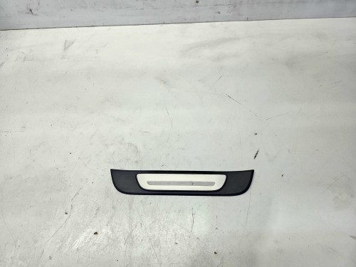 LISTWA PROGOWA PRAWY TYŁ AUDI A3 8V4 SPORTBACK 8V4853558A