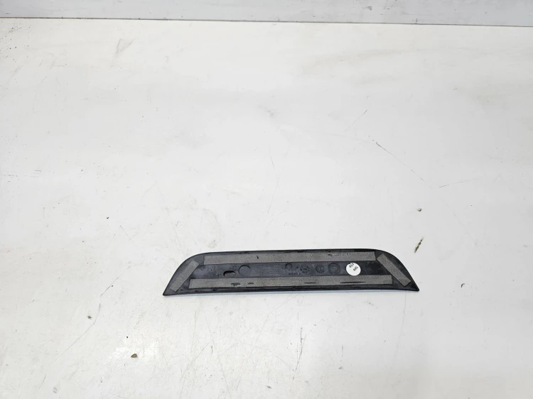 LISTWA PROGOWA PRAWY TYŁ AUDI A3 8V4 SPORTBACK 8V4853558A