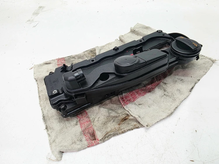 POKRYWA ZAWORÓW AUDI A4 B8 A5 8T Q5 8R A6 C6 LIFT 2.0 TDI 03L103469A