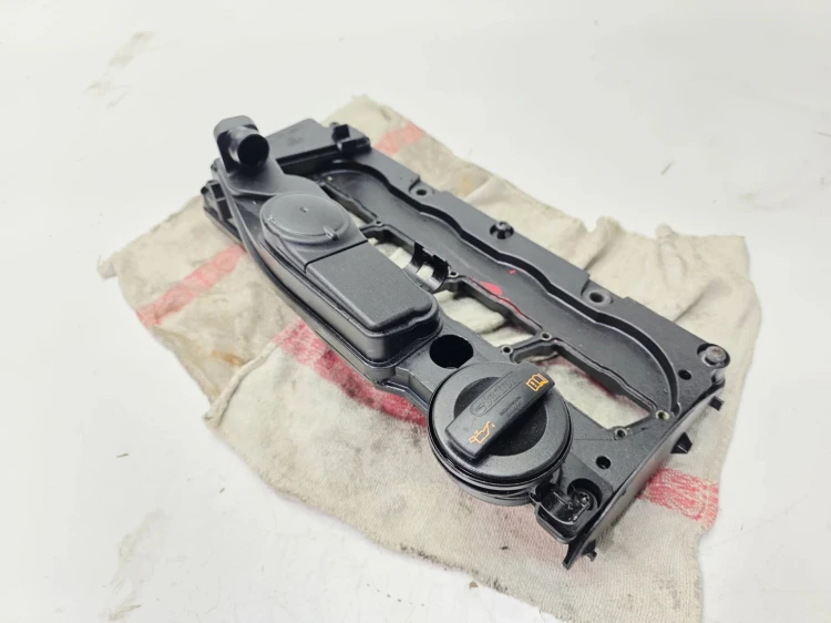 POKRYWA ZAWORÓW AUDI A4 B8 A5 8T Q5 8R A6 C6 LIFT 2.0 TDI 03L103469A