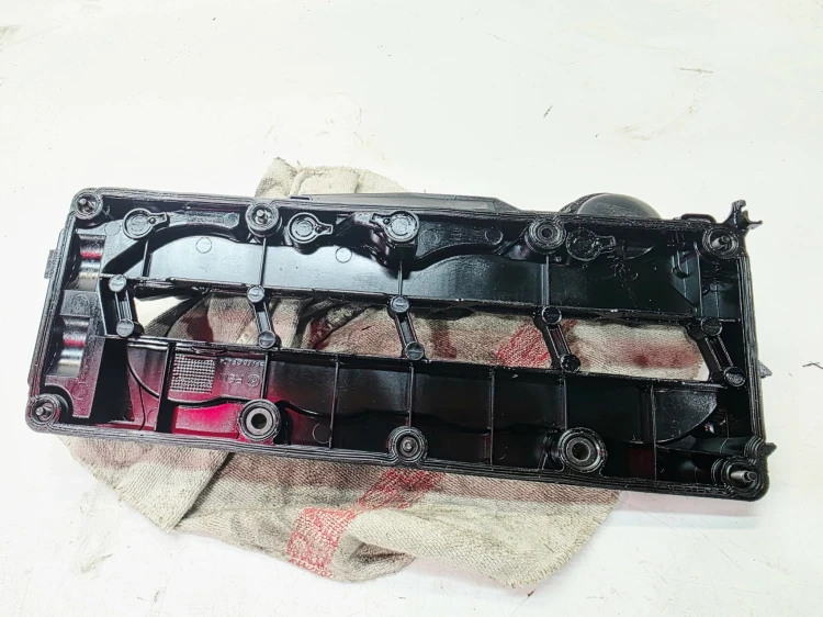 POKRYWA ZAWORÓW AUDI A4 B8 A5 8T Q5 8R A6 C6 LIFT 2.0 TDI 03L103469A