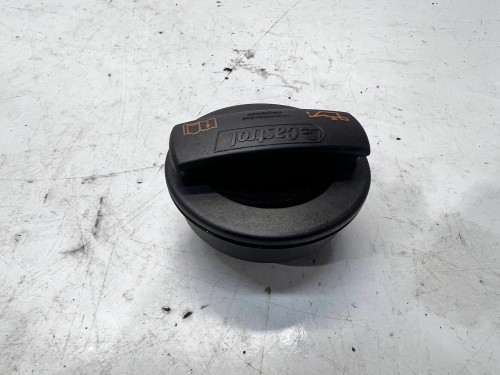 KOREK WLEWU OLEJU AUDI VW SEAT SKODA 1.9 2.0 TDI 06C103485T