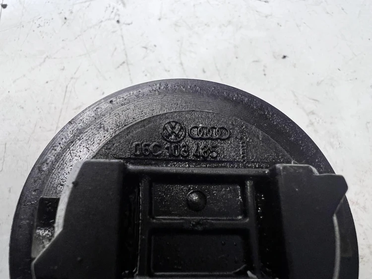 KOREK WLEWU OLEJU AUDI VW SEAT SKODA 1.9 2.0 TDI 06C103485T