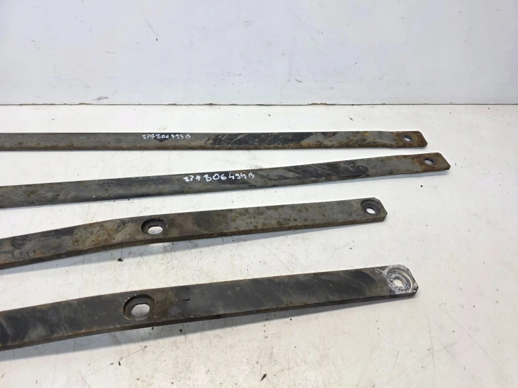 BELKI WSPORNIK WSPORNIKI ZAWIESZENIA A3 8P CABRIO 8P7806494 /493 KOMPLET