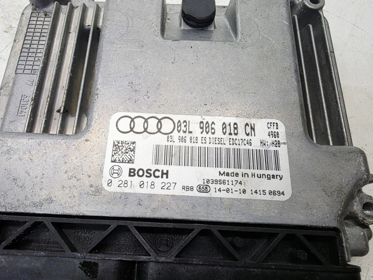 KOMPUTER STEROWNIK SILNIKA AUDI Q3 8U 2.0 TDI 03L906018ES 03L906018CN