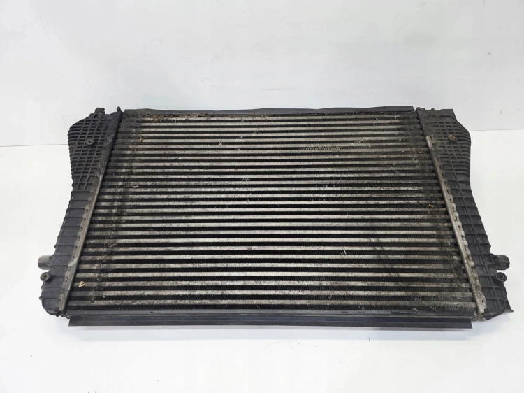 CHŁODNICA POWIETRZA INTERCOOLER AUDI VOLKSWAGEN SEAT SKODA 1K0145803A