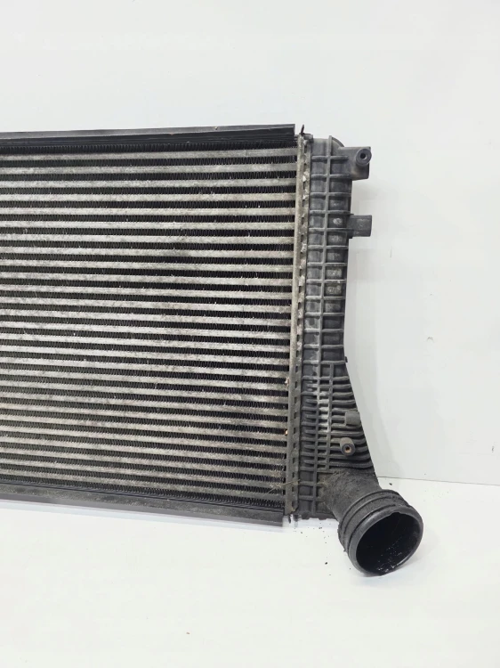 CHŁODNICA POWIETRZA INTERCOOLER AUDI VOLKSWAGEN SEAT SKODA 1K0145803A