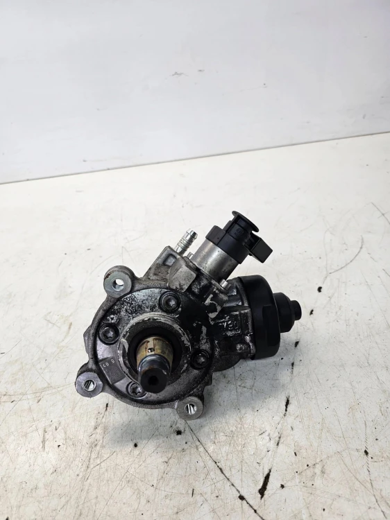 POMPA WTRYSKOWA CR AUDI VOLKSWAGEN SEAT SKODA 2.0 TDI 04L130755E