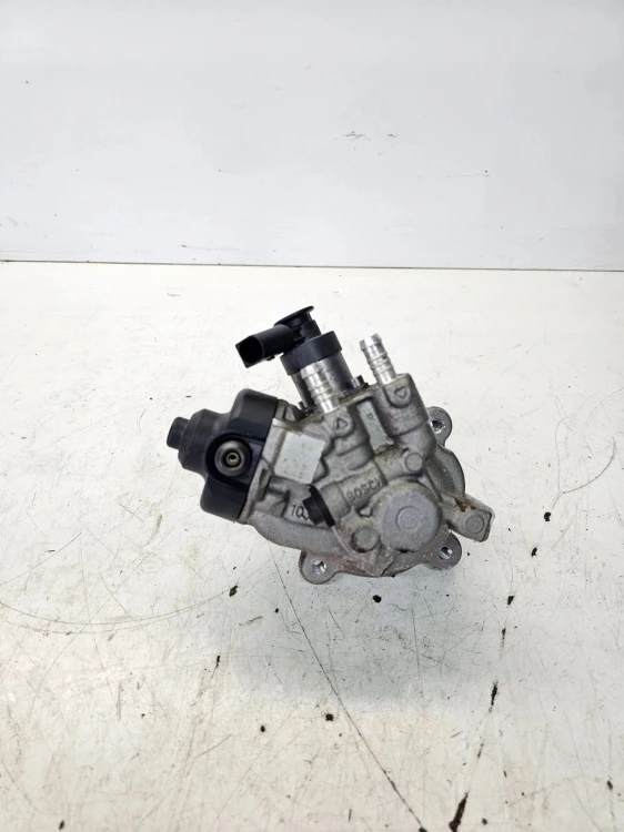 POMPA WTRYSKOWA CR AUDI VOLKSWAGEN SEAT SKODA 2.0 TDI 04L130755E