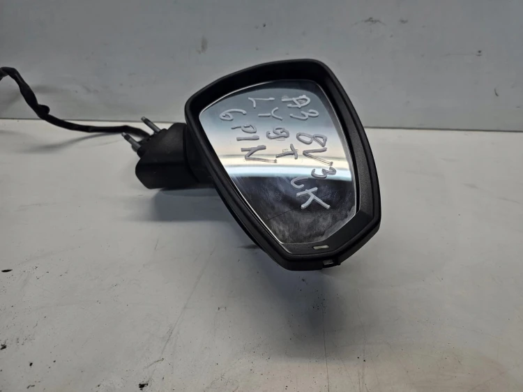 LUSTERKO ZEWNĘTRZNE PRAWE AUDI A3 8V LY9T 6-PIN UK