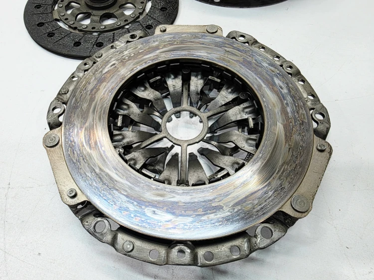 KOŁO DWUMASOWE SPRZĘGŁO AUDI A4 B8 A5 A6 C7 2.0 TDI TFSI 0B2105266L 1/26