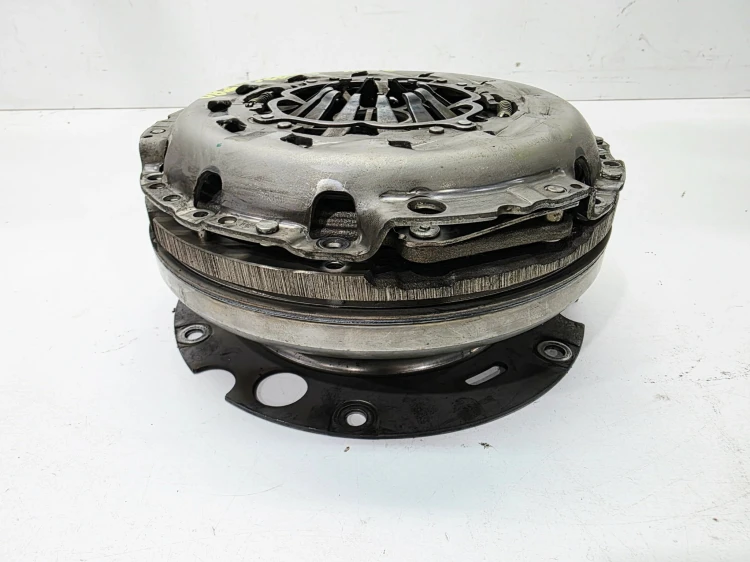 KOŁO DWUMASOWE SPRZĘGŁO AUDI A4 B8 A5 A6 C7 2.0 TDI TFSI 0B2105266L 1/26