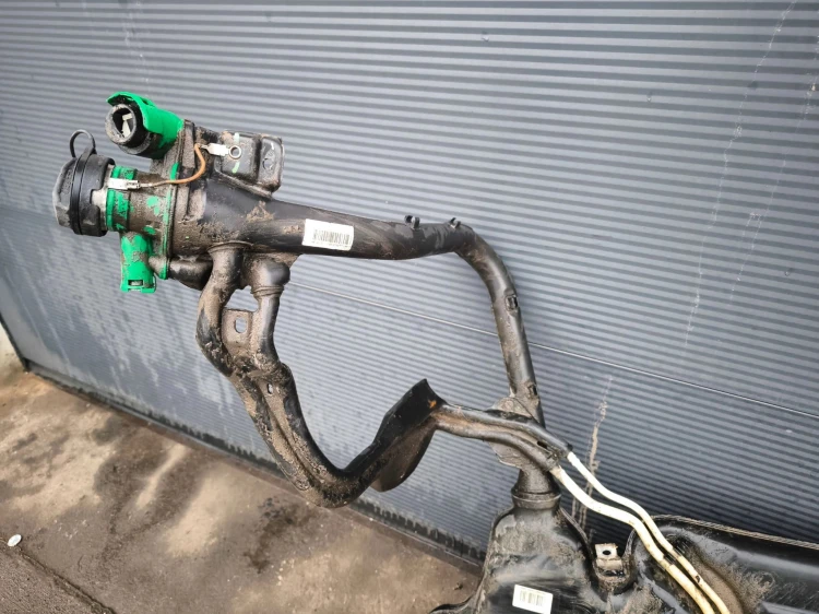 BAK ZBIORNIK PALIWA AUDI A1 8X VW SEAT SKODA 6C0201021AD BEZNYZNA ORYGIANŁ