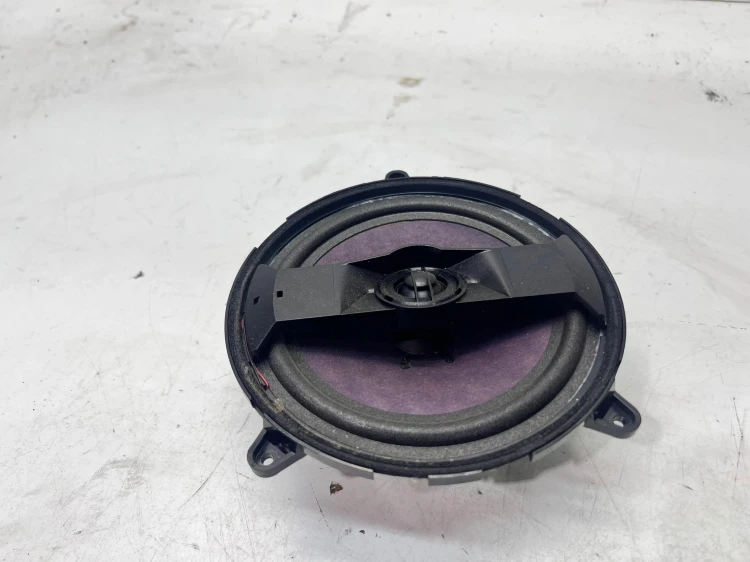 GŁOŚNIK TYŁ LEWY LUB PRAWY AUDI A3 8L 8D9035412B
