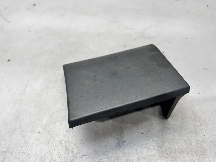LISTWA Z BŁOTNIKA PRAWY PRZÓD AUDI Q7 4L 4L0854960A