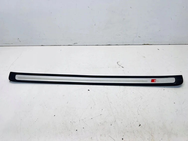 LISTWA PROGOWA LEWA AUDI A5 SLINE 8T0853373