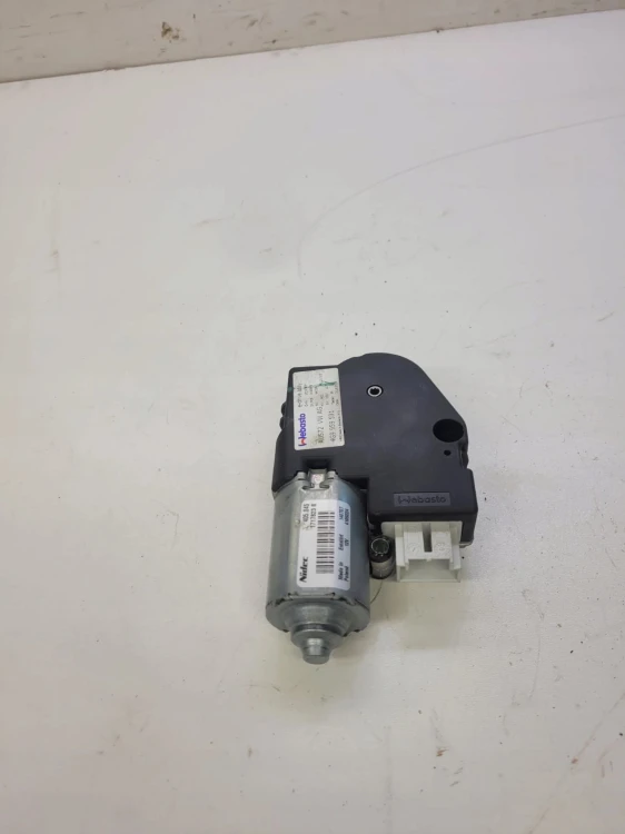 SILNICZEK SZYBERDACHU AUDI A6 C7 A7 4G9959591