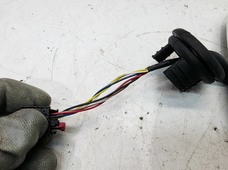LUSTERKO ZEWNĘTRZNE PRAWY PRZÓD AUDI A3 8P LIFT LY9C 6 PIN 8P4 EUROPA
