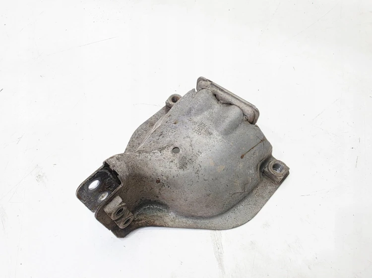 OSŁONA PODUSZKI SILNIKA PRAWA AUDI A4 B8 A5 8T 8K0399060K
