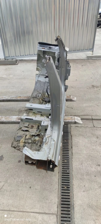ĆWIARTKA PRÓG BOK FARTUCH PRAWA STRONA AUDI A6 C7