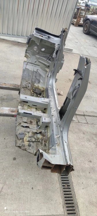 ĆWIARTKA PRÓG BOK FARTUCH PRAWA STRONA AUDI A6 C7