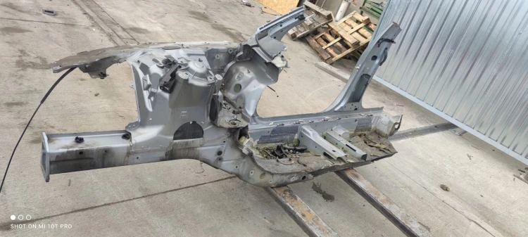 ĆWIARTKA PRÓG BOK FARTUCH PRAWA STRONA AUDI A6 C7