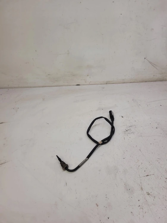 CZUJNIK TEMPERATURY SPALIN AUDI A4 A5 8W0906088E