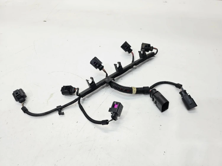 WIĄZKA WTRYSKÓW AUDI VOLKSWAGEN SEAT SKODA 2.0 TFSI 06F971824E