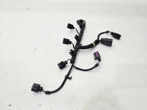 WIĄZKA WTRYSKÓW AUDI VOLKSWAGEN SEAT SKODA 2.0 TFSI 06F971824E