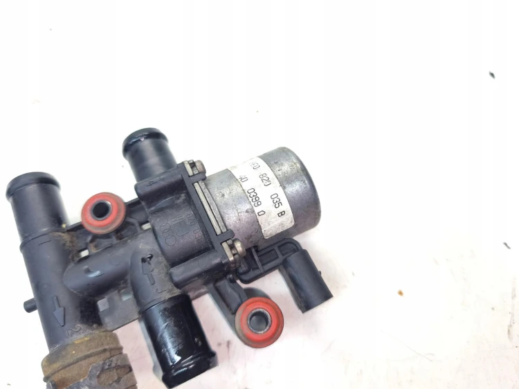 ZAWÓR ELEKTROMAGNETYCZNY WODY AUDI A4 B7 A6 C6 8E0820035B