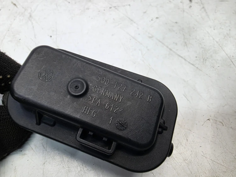 ZAWÓR PRZEWÓD PALIWA AUDI VW 1.6 2.0 TDI 5Q0127242B