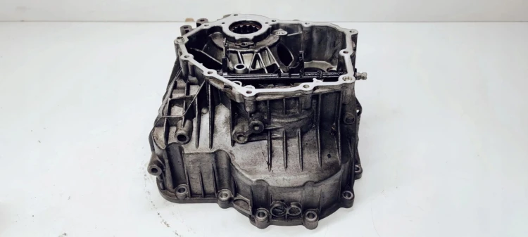 OBUDOWA SKRZYNI BIEGÓW CVT AUDI A4 A6 01J301383T