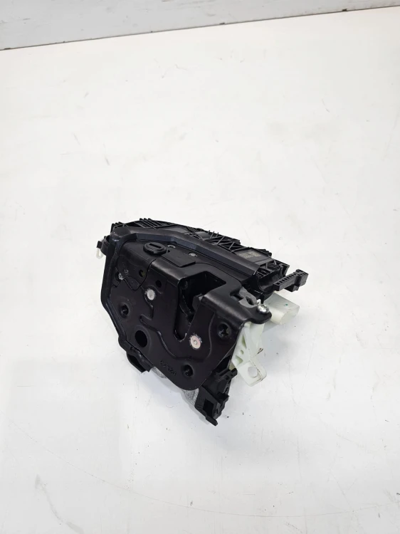 ZAMEK DRZWI LEWY TYŁ AUDI A1A3 A4 A5 Q5 ITP 8X0839015G 6 PIN