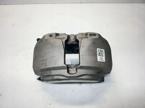 ZACISK HAMULCOWY LEWY PRZÓD AUDI A4 B9 A5 8W 8W05DD 973