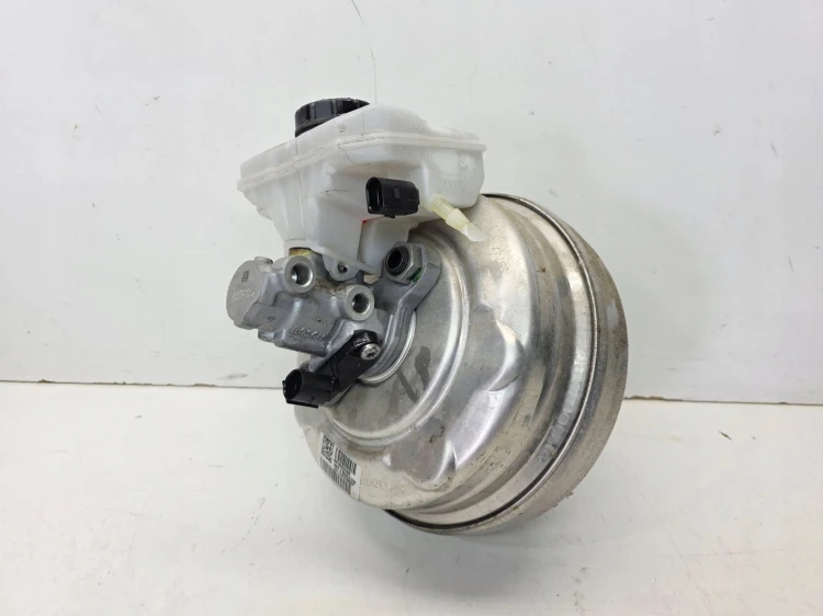 SERWO POMPA HAMULCOWA AUDI Q5 FY 80A612103A