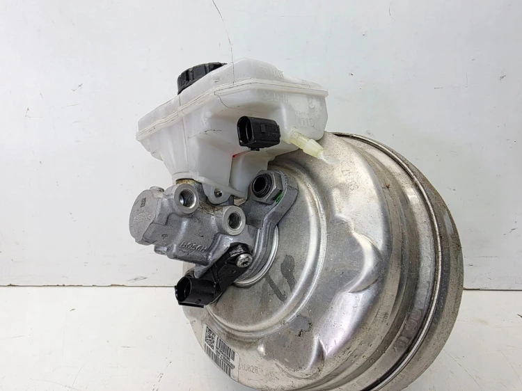 SERWO POMPA HAMULCOWA AUDI Q5 FY 80A612103A