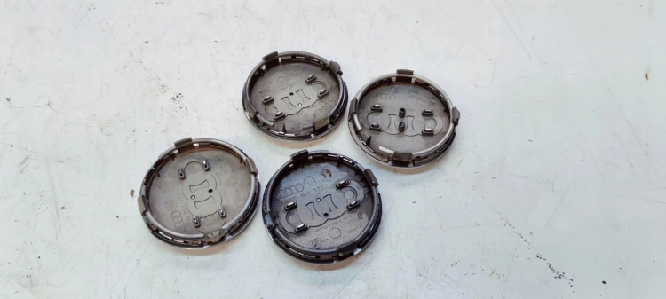 KOŁPAK DEKIELEK ZAŚLEPKA AUDI A3 A4 A5 A6 A7 Q3 Q7 8W0601170 JG3