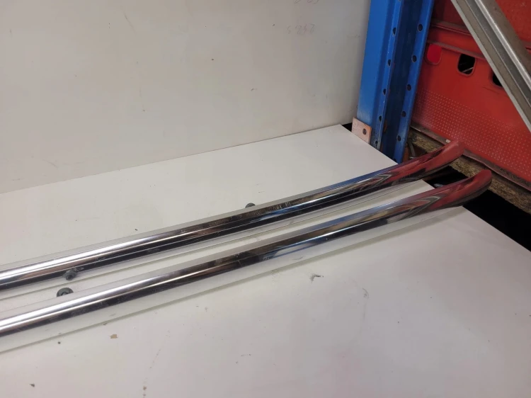 RELING DACHOWY CHROM KOMPLET AUDI A6 C6 4F9860022E