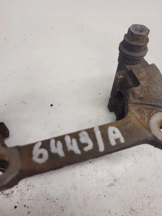 JARZMO ZACISKU TYŁ AUDI VW SEAT SKODA 6449/B