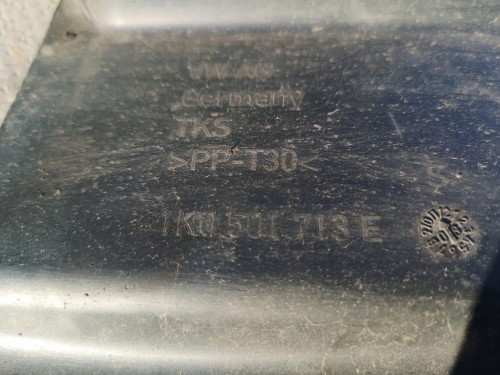 OSŁONA PODWOZIA LEWA AUDI A3 8P LIFT 1K0501713E