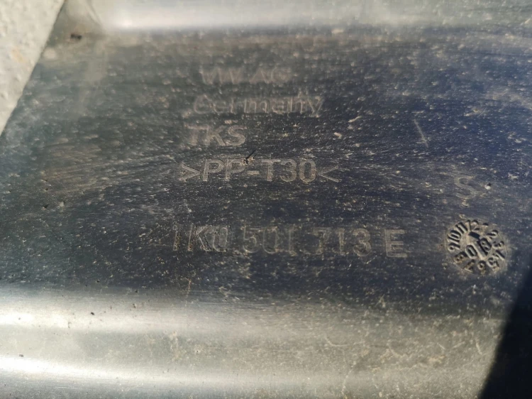OSŁONA PODWOZIA LEWA AUDI A3 8P LIFT 1K0501713E