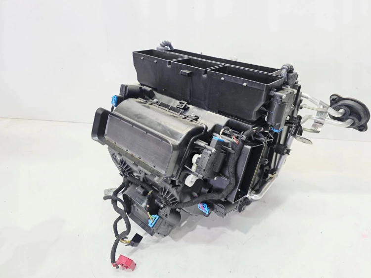 NAGRZEWNICA KOMPLETNA AUDI A6 C6 LIFT 4F1820351AG