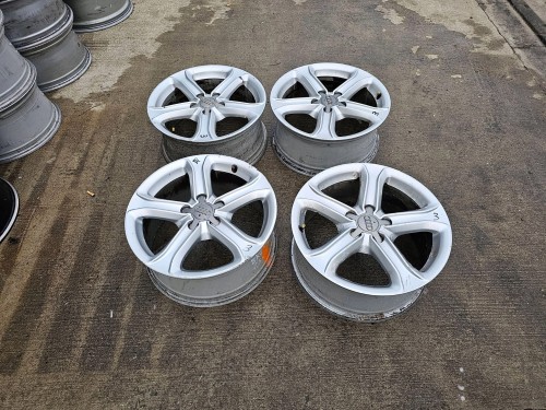 FELGA FELGI AUDI A4 A5 A6 7.5J R17 ET45 8K0601025BK