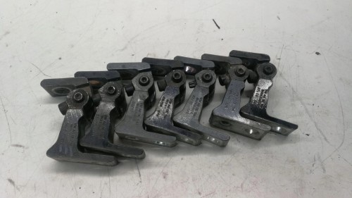ZAWIAS DRZWI PRAWY AUDI A4 B8 A5 8T Q5 8K0831402E