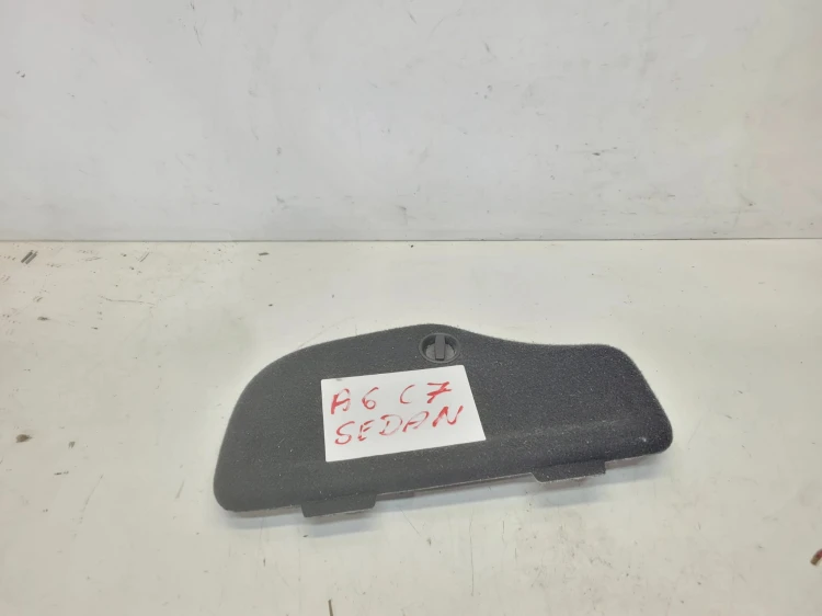 ZAŚLEPKA BOCZKA BAGAŻNIKA LEWA AUDI A6 C7 SEDAN 4G8863991