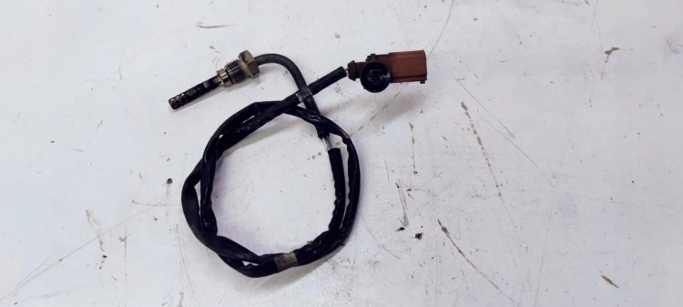 CZUJNIK TEMPERATURY SPALIN AUDI VW 03L906088N