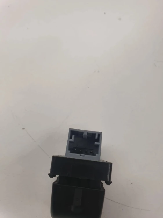 WŁĄCZNIK PRZEŁĄCZNIK SZYB AUDI A4 A5 Q5 8K0959855